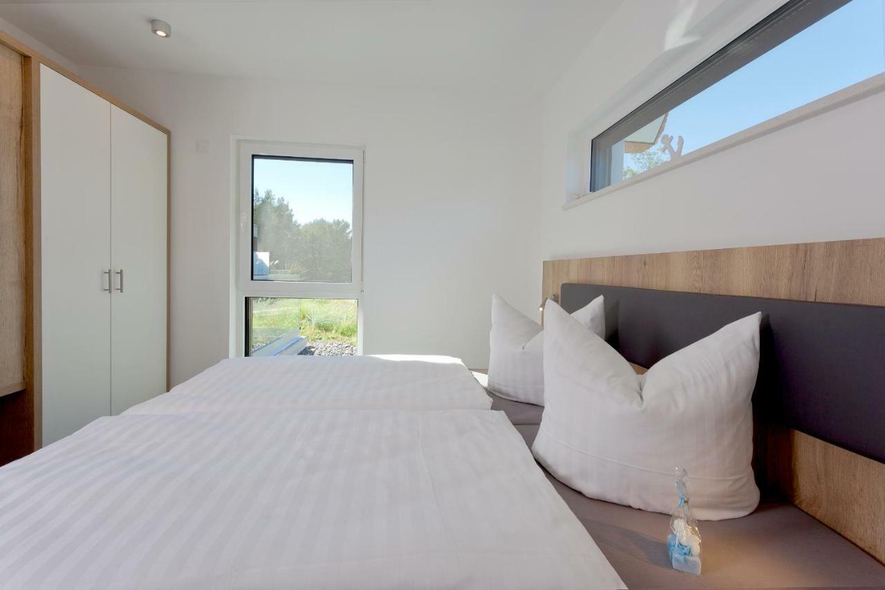 Duene 74 Hotel Karlshagen Exterior photo